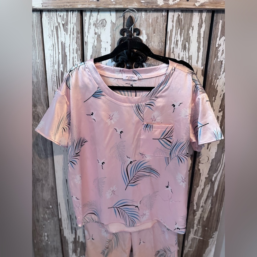 Ekouaer Crane Pajama Set Size Small Light Pink Silk Satin - Picture 2 of 10